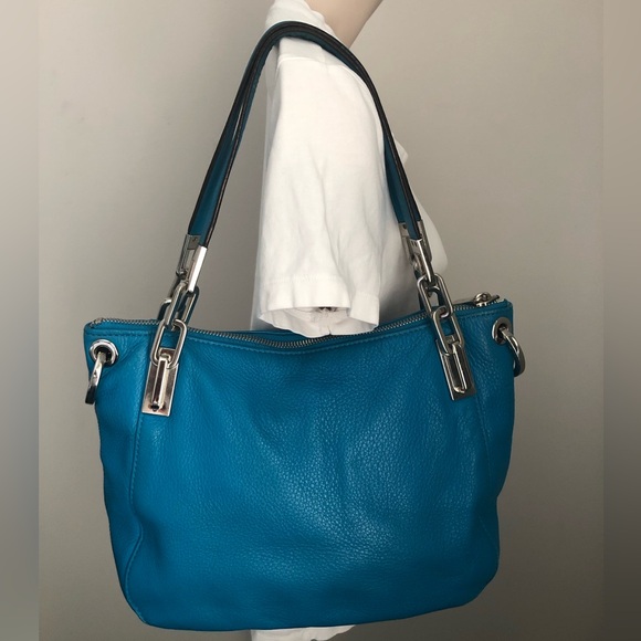 Michael Kors Hobo & Crossbody with dust bag - Picture 3 of 11